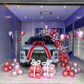 Car Delivery Balloon Decoration