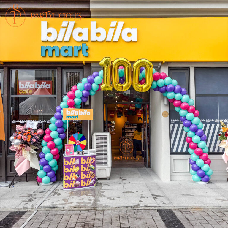 Bilabila Mart 100th store celebration with full balloon decoration at the storefront