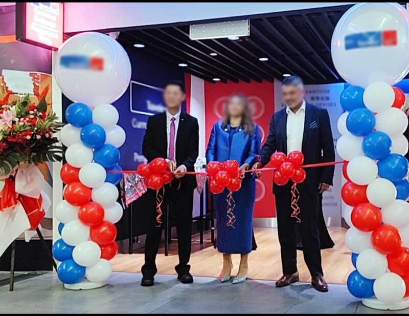 Balloon Type Cutting Ceremony